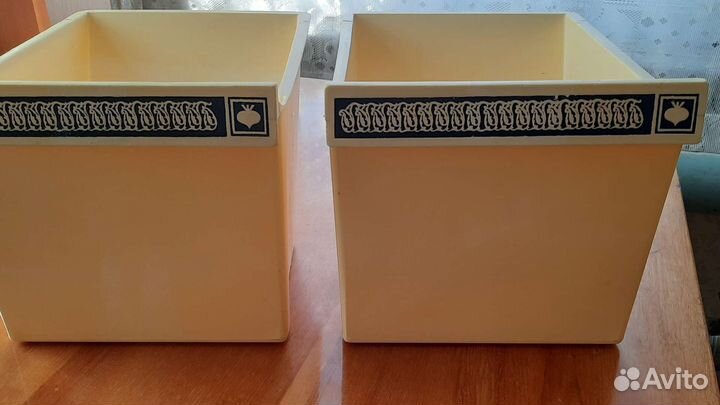 Лоток (емкость) для холодильника Юрбзань