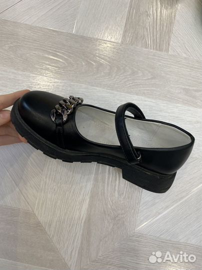 Туфли детские на девочку размер 33