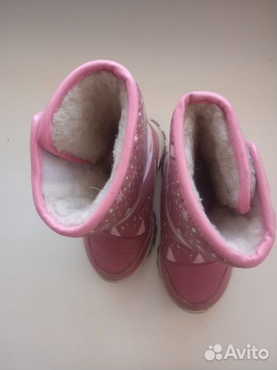 Отдам детские зимние сапоги