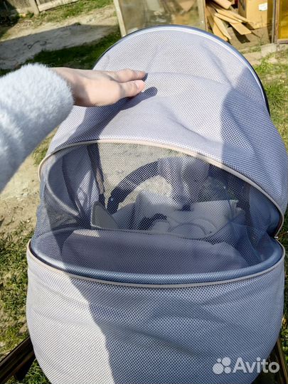 Коляска 3 в 1 nuovita