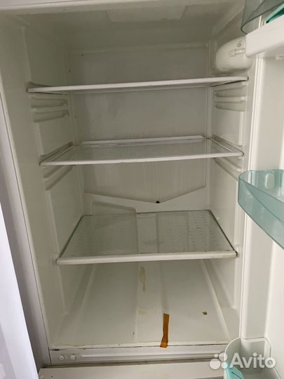 Холодильник на запчасти