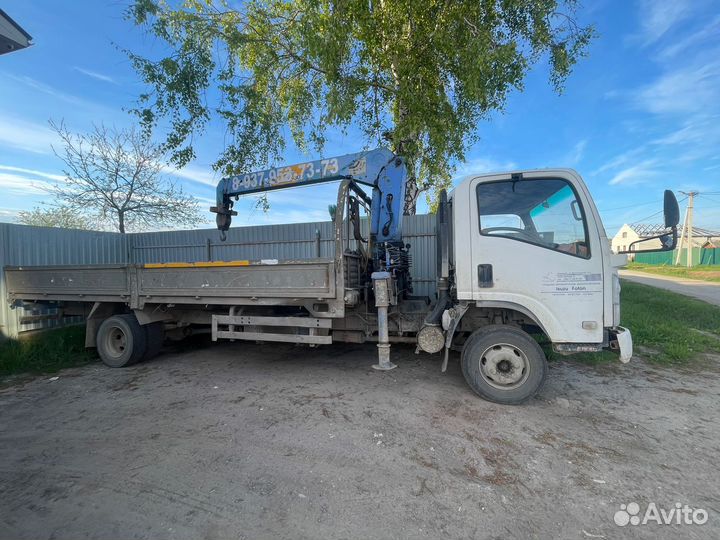 Isuzu Elf с КМУ, 2012