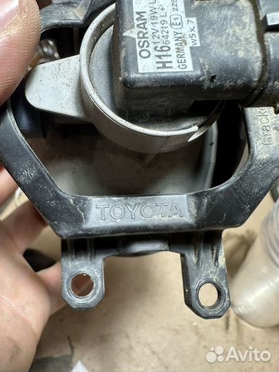 Фары противотуманные Toyota Land Cruiser Prado