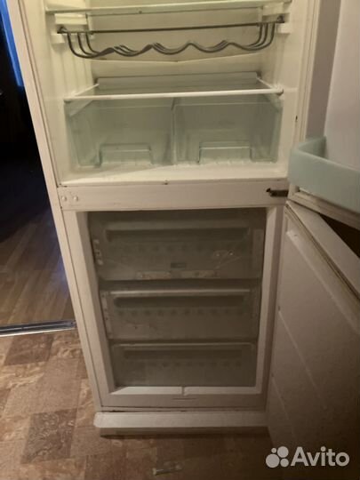 Холодильник electrolux