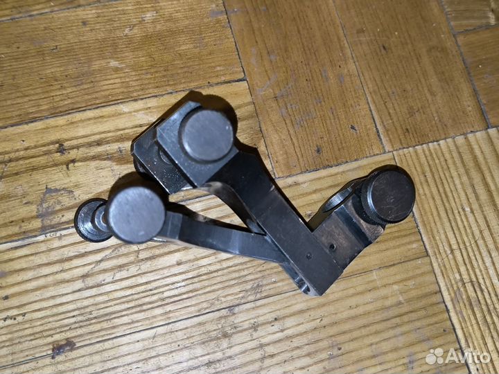 Устройство для проверки индикаторов ич