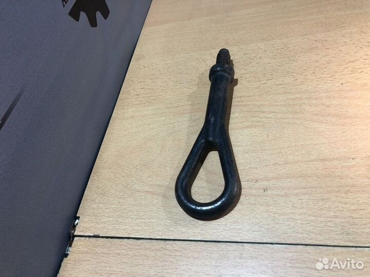 Крюк буксировочный Ford Focus III (2011—2015)