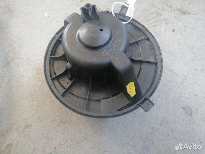 Мотор отопителя Volkswagen Passat B7 caxa 2011