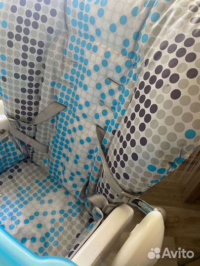 Стульчик для кормления ребенка