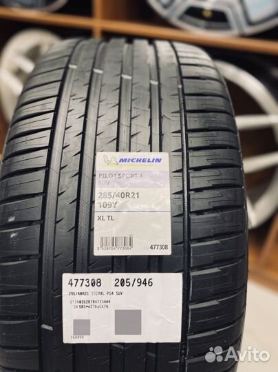 Michelin Pilot Sport 4 SUV 285/40 R21