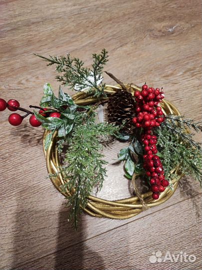 Венок новогодний рождественский