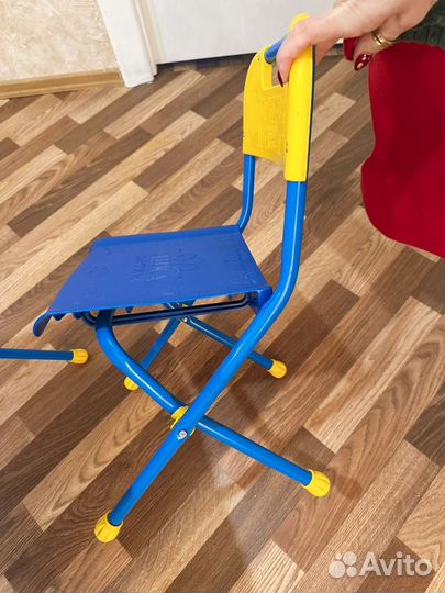 Детский столик со стульчиком