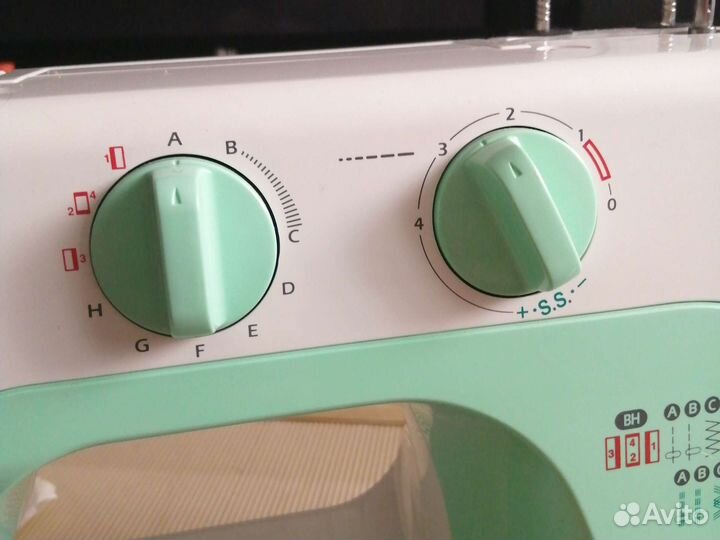 Швейная машина бу Janome