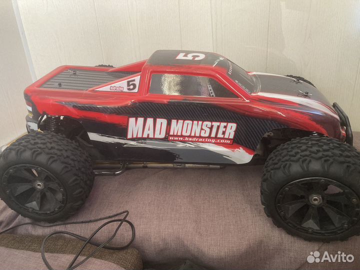 Машина на радиоуправлении