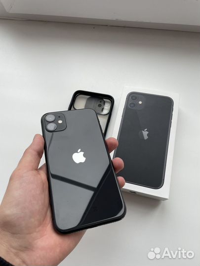iPhone 11, 64 ГБ