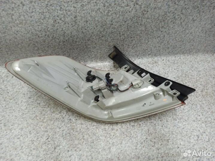 Фонарь правый Nissan Teana J32 2008