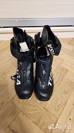 Лыжные ботинки tisa