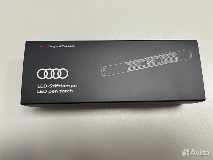Светодиодный карманный фонарь Audi арт 8R0052001E