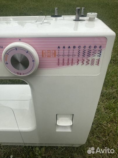 Швейная машина Janome JT1108