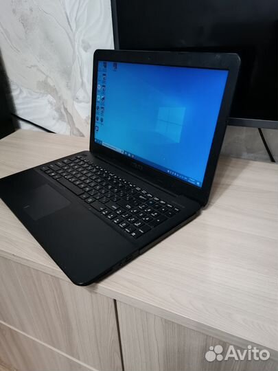 Ноутбук asus x555d