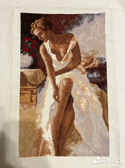 10 вышитых крестиком картин