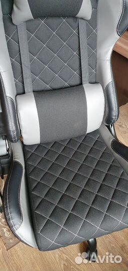 Игровое кресло thrust