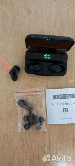 Беспроводные наушники TWS