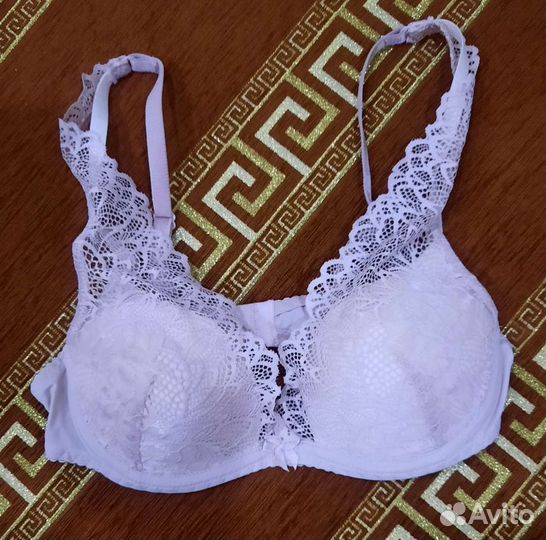 Бюстгалтера разные