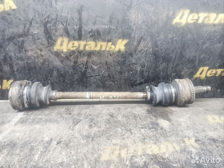 Привод задний правый mercedes Benz E 210