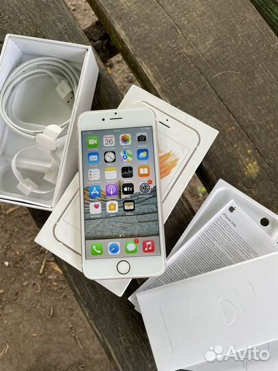 iPhone 6S, 64 ГБ