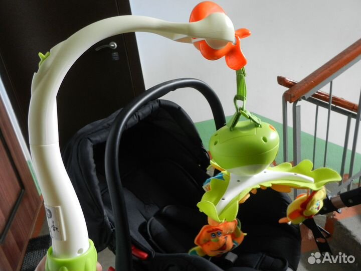 Коляска 3 в 1 (автолюлька+коляска) Лёгкая,чёрный ц