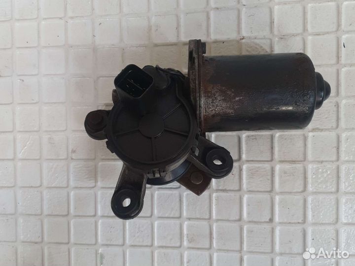 Моторчик стеклоочистителя передний Hyundai accent