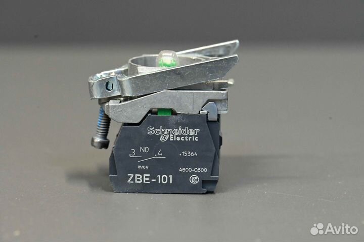 Schneider Electric ZB4BW0M45 новое, 3 шт