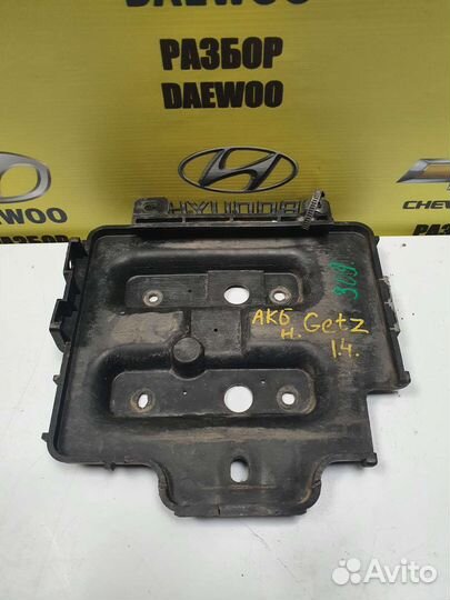 Площадка акб hyundai Getz 2008г- 309