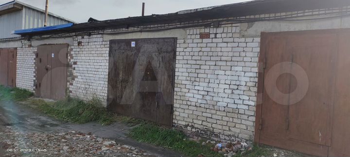 Гараж, > 30 м²