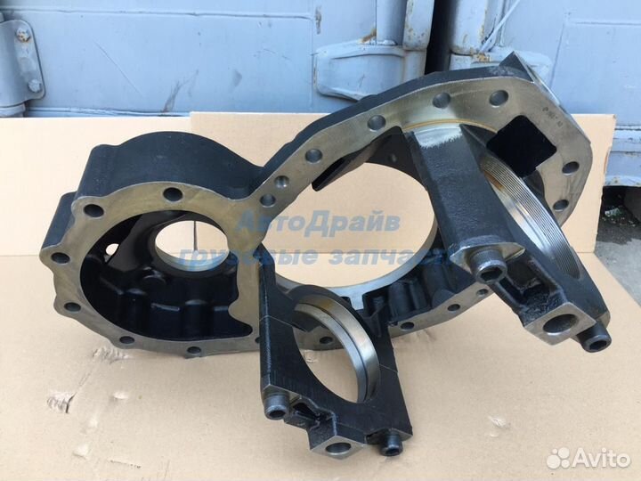 Корпус редуктора Ивеко Траккер 42118514