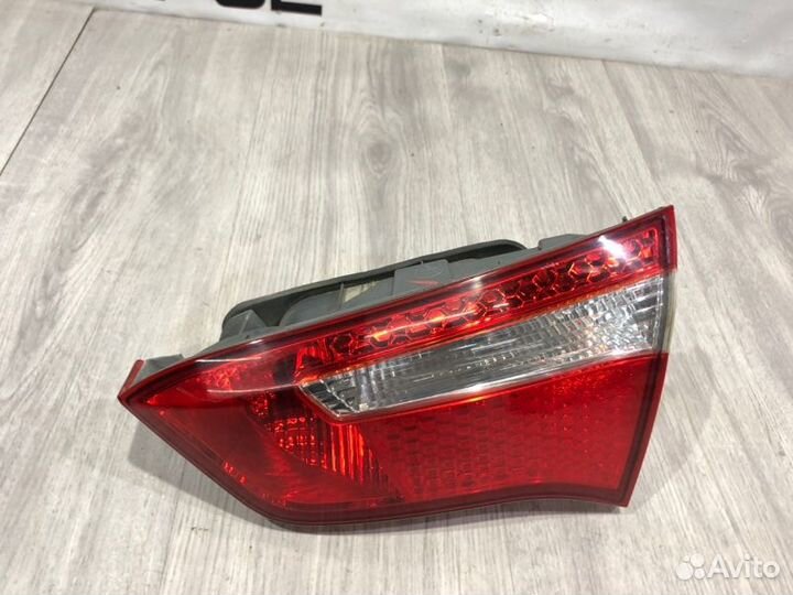 Фонарь крышки багажника правый Kia Rio 3 G4FA 2014