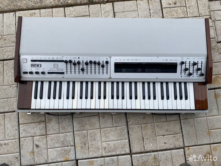 Синтезатор СССР