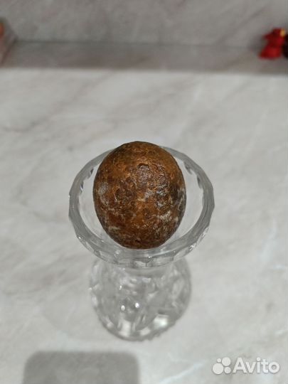 Каменное яйцо