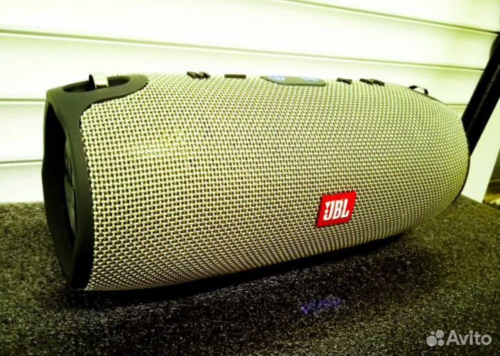 Колонка JBL