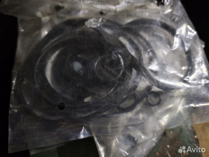 Сальники Прокладки Резинки Двигателя Cummins