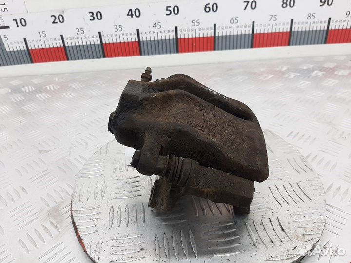 Суппорт передний правый для Audi A4 B5 8E0615124A