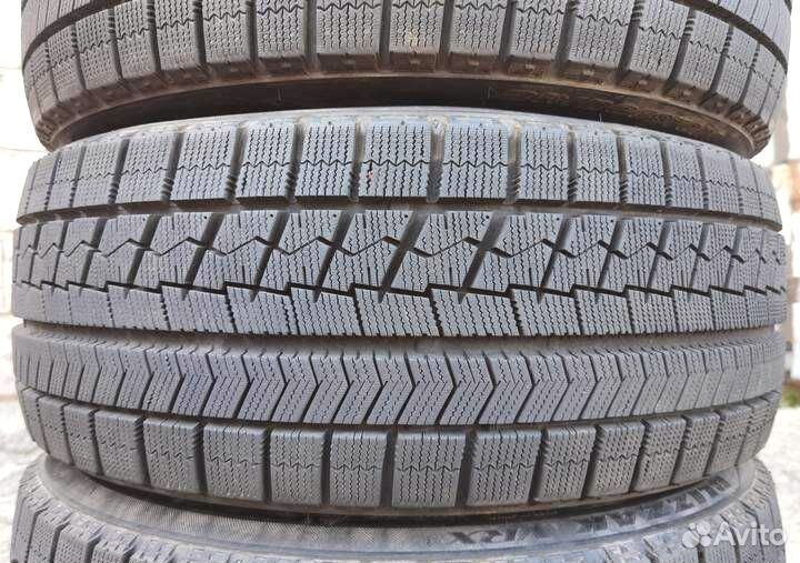 Bridgestone Blizzak VRX 225/40 R18 97V