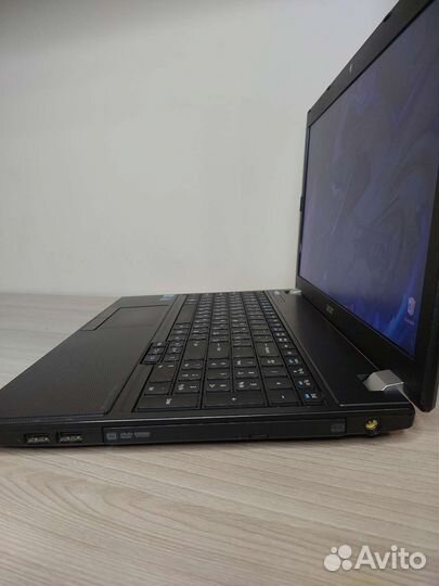 Стильный ноутбук Acer i3 4ядра/3гб/300гб