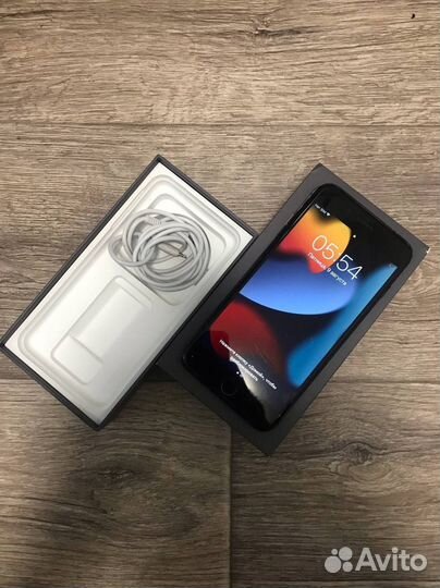 iPhone 7 Plus, 64 ГБ