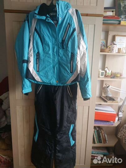 Горнолыжный костюм