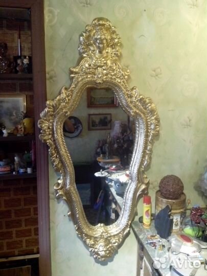 Банкетка и зеркало