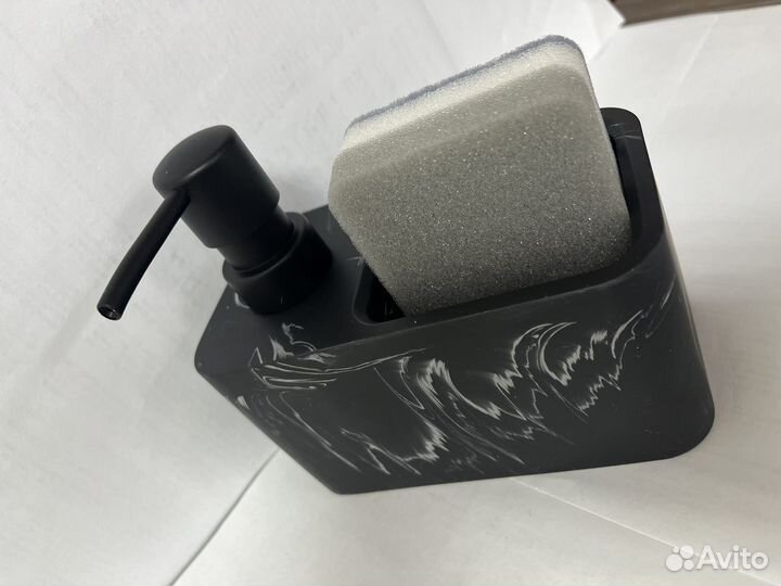 Дозатор для жидкого мыла