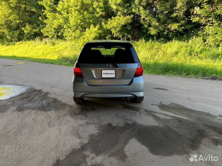 Honda Jazz 1.3 CVT, 2005, 235 000 км