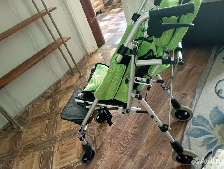 Инвалидная коляска складная бу