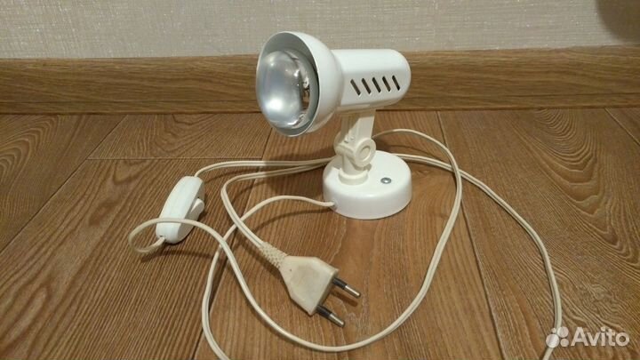 Настенный светильник